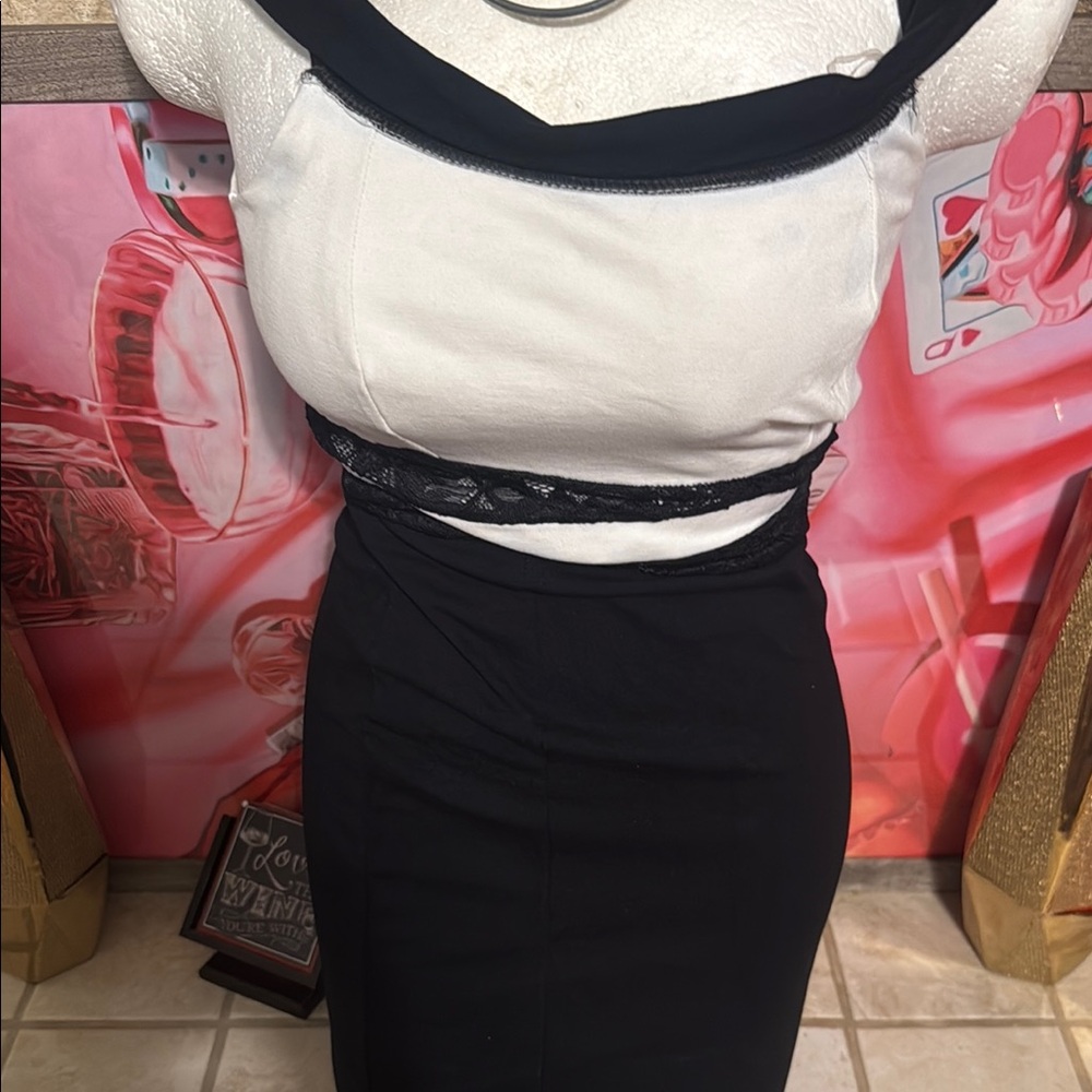 Mystic Black and White Pencil Skirt for Cocktail Nights